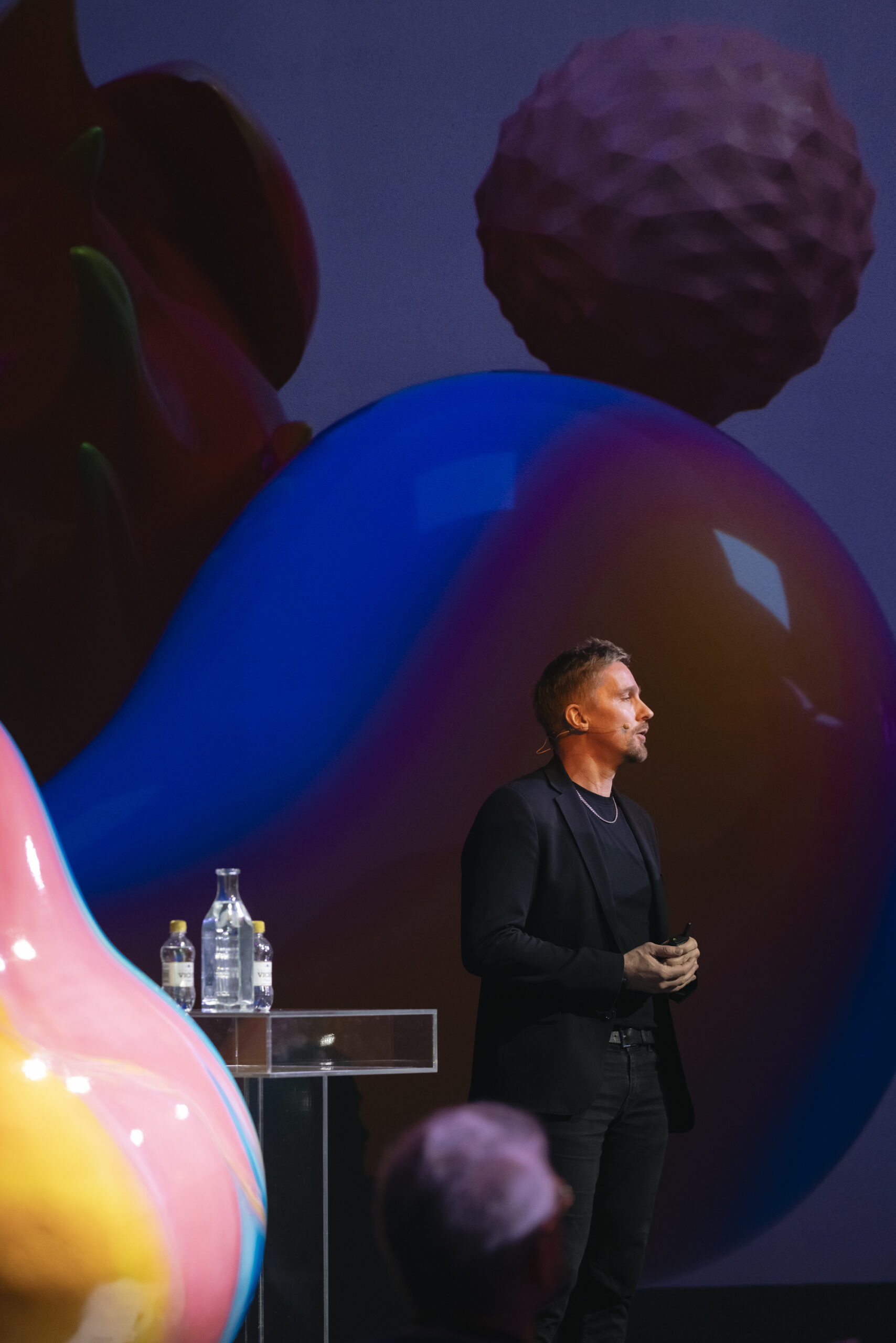 Becoming a frontier firm